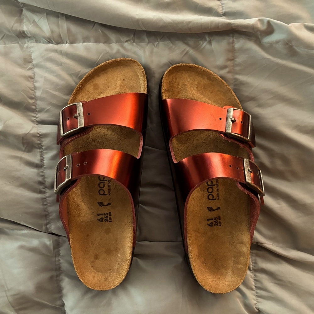Birkenstock papillio red metallic sandals